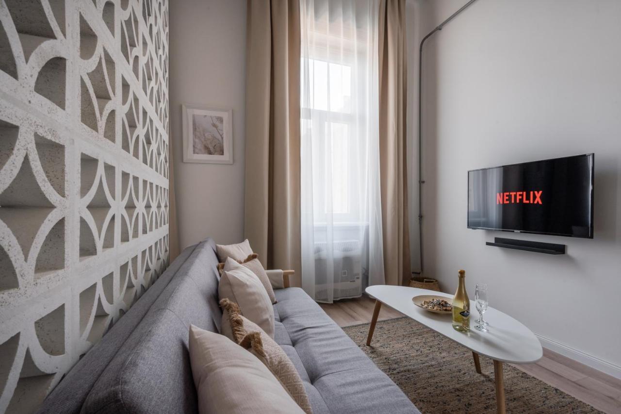 A62 - Akacfa Street Central Residence - Best Location By Bqa Budapeşte Dış mekan fotoğraf